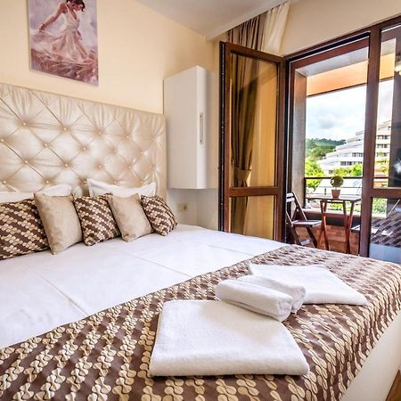 Park Apartment Emilin Σαντάνσκι Εξωτερικό φωτογραφία